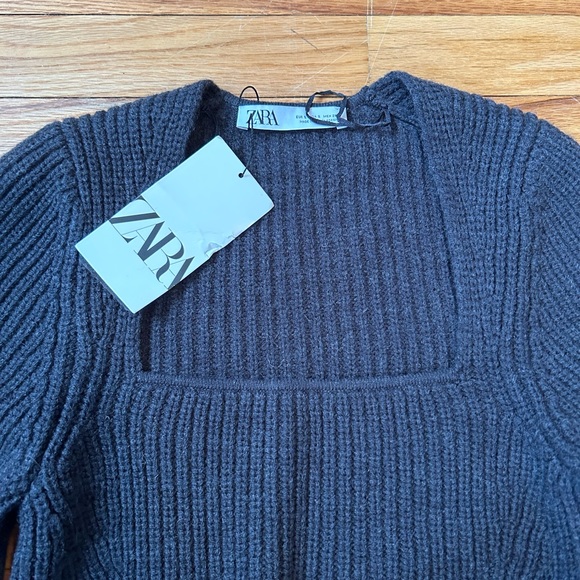 NWT ZARA Gray Chunky Knit Square Neck Drop Shoulder Cropped Sweater  S - Picture 3 of 5